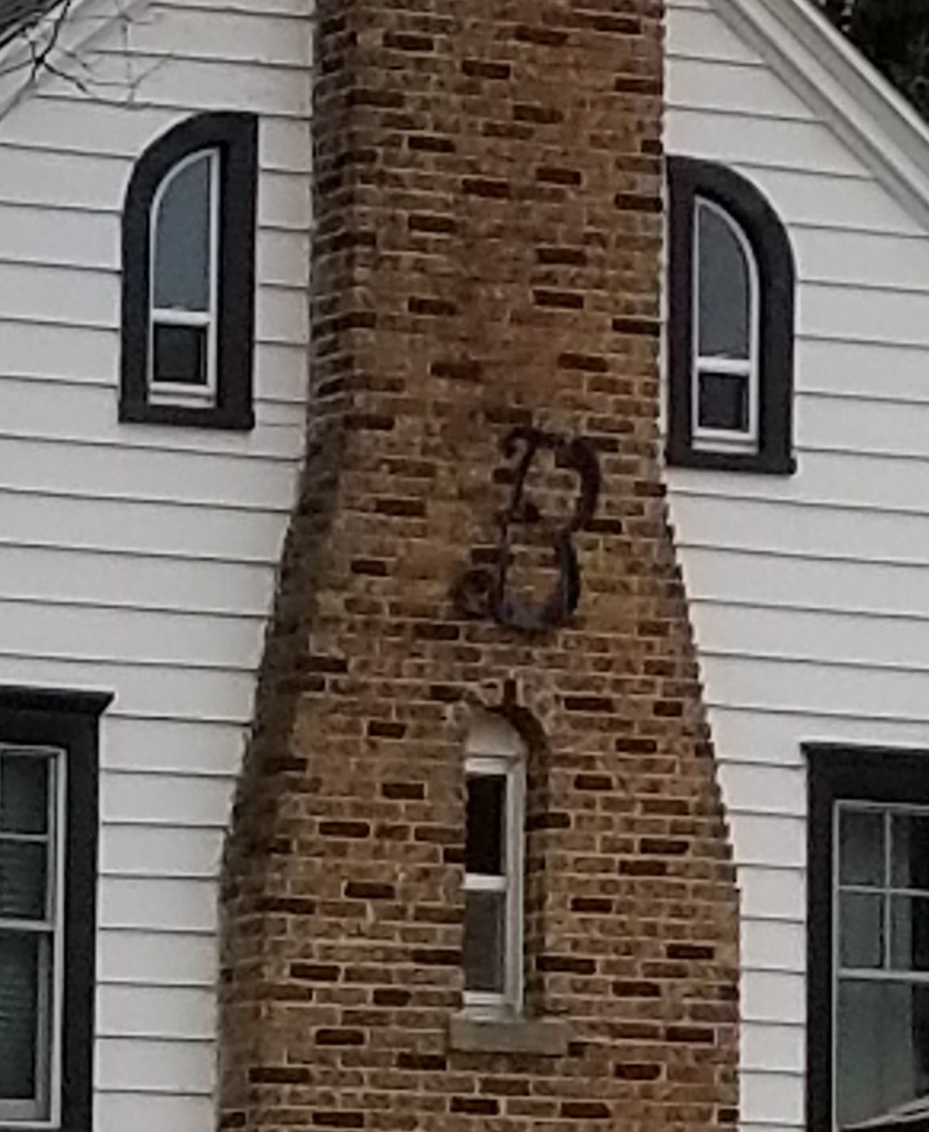 La Crosse architectural treasure hunt Clue No. 7